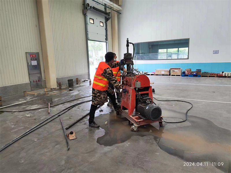 武鸣厂房地面下沉塌陷注浆加固施工